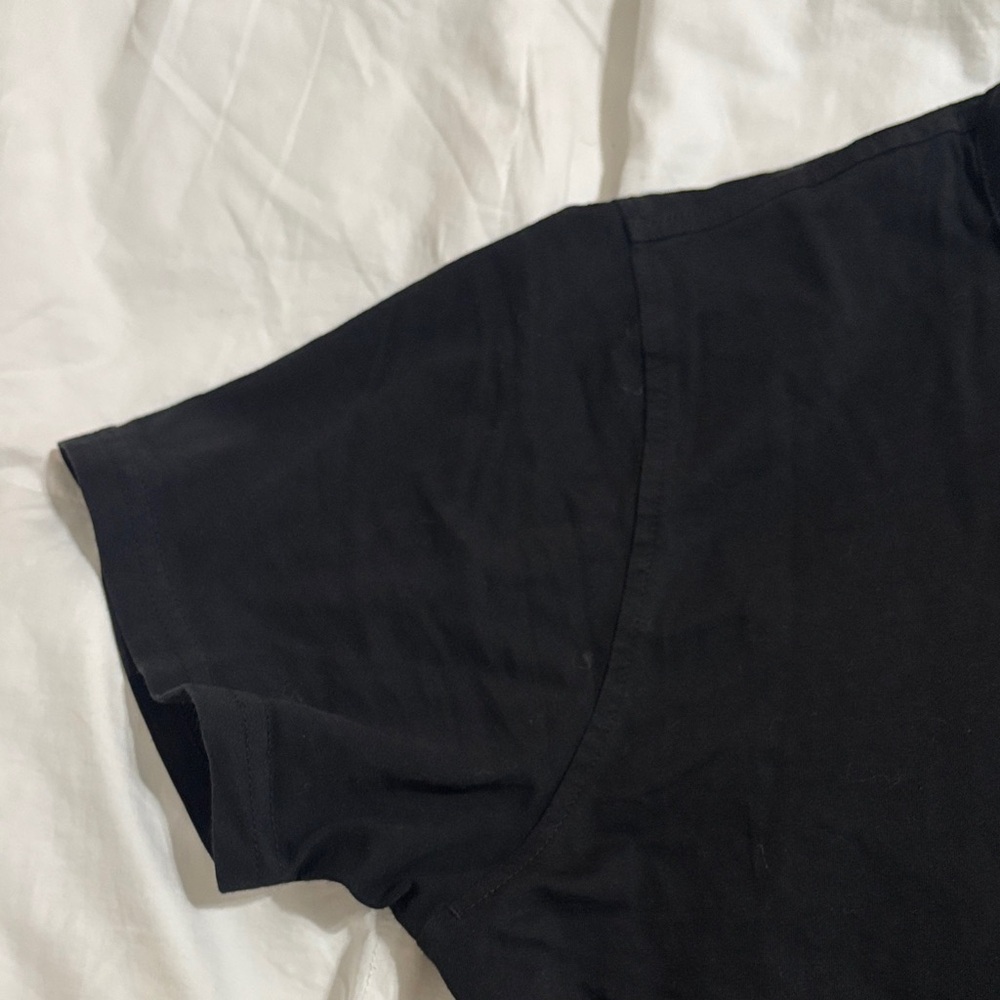 Sold out NYC Black Women's Short Sleeve Tee - Picture 4 of 8
